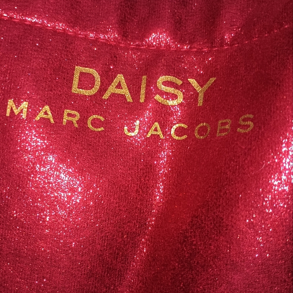Marc Jacobs Daisy Fragrance Red Tote Bag (NWT) - Picture 2 of 10